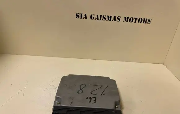 Volvo V70 Engine control unit/module 08627471