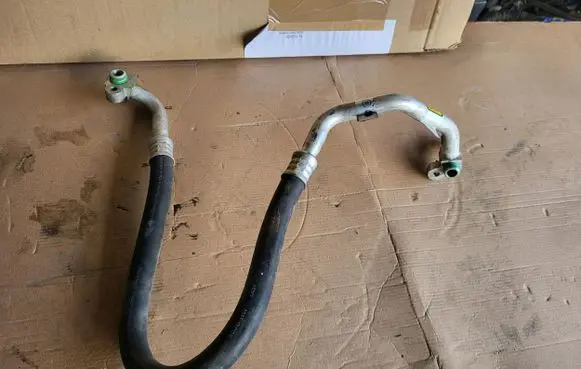 Fiat 500 Air conditioning (A/C) pipe/hose 51871844
