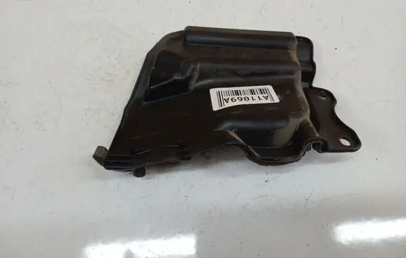 Toyota Previa (XR30, XR40) II Other exterior part 6752128020 67521-28020