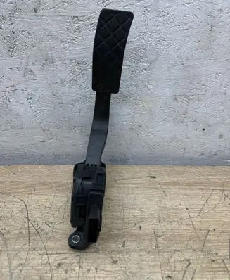 Audi A6 S6 C7 4G Accelerator throttle pedal 8K1723523A 19032015 6PV00950521