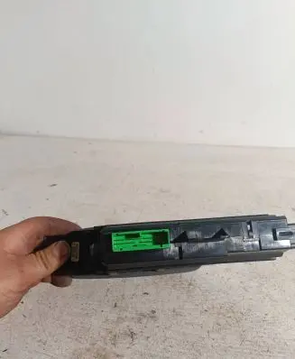 Volvo V70 Electric window control switch 09193383