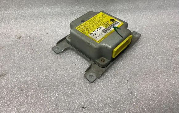 Mitsubishi Galant Airbag control unit/module MR213293 X6T41071