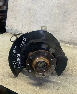 Nissan Qashqai J12 Front wheel hub