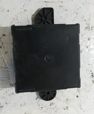 Dodge Challenger Door control unit/module 05035186AF