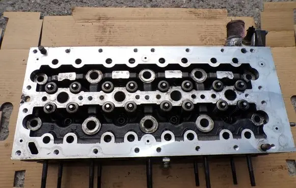 Engine head
