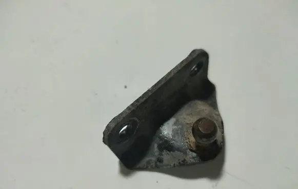 Toyota Yaris Front door lock loop/hook striker 