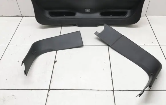 Volvo V40 Tailgate/boot cover trim set 31291049 31305468 31305467