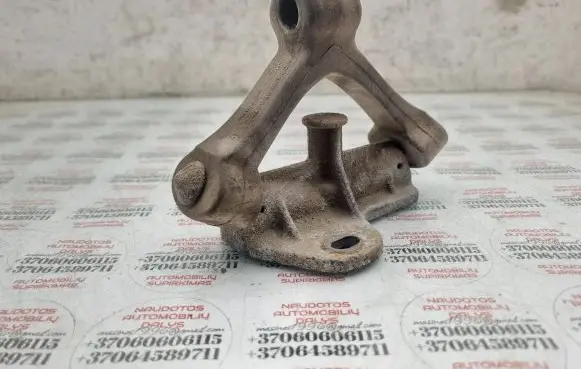Seat Exeo (3R) Muffler mount bracket/holder 8E0253147 4B0253663E