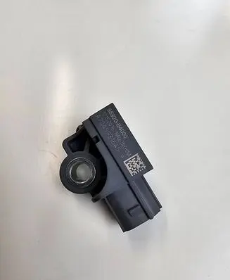 KIA Sportage Airbag deployment crash/impact sensor 95920B4000 12152016 A7045931645