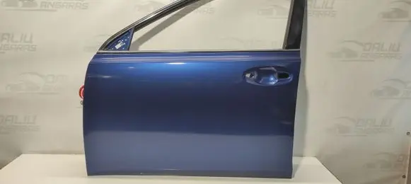 Subaru Outback Front door E8H