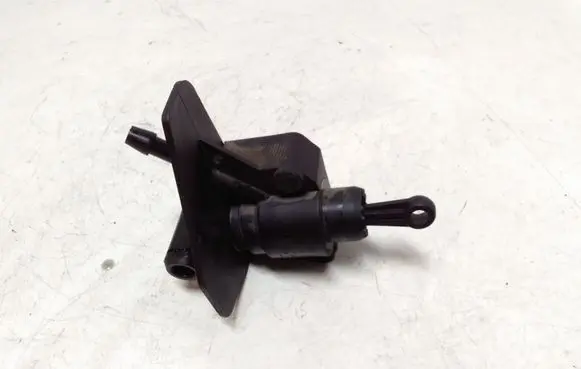 Ford Puma Clutch master cylinder XS617A543AA