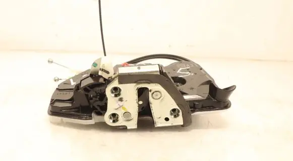 Toyota Aygo AB40 Front door lock
