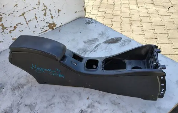 Renault Megane III Center console 969100026R