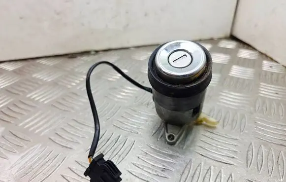 Audi Cabriolet B3 8G Tailgate exterior lock 4A5862055