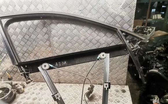 Audi A3 S3 8P Front window lifting mechanism without motor
