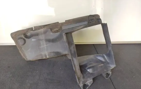 Audi A6 S6 C6 4F Intercooler air channel guide 4F0145333G