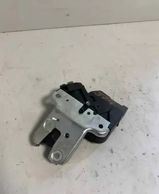 Audi A8 S8 D3 4E Tailgate/trunk/boot lock/catch/latch 4F5827505D