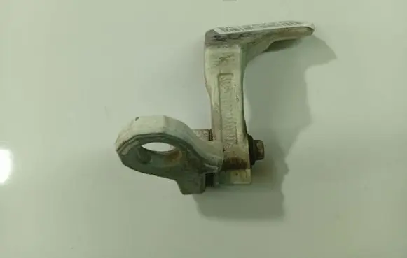 Ford Focus C-MAX Rear door lower hinge 