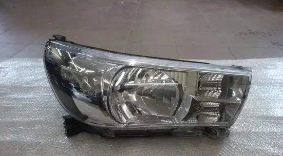 Toyota Hilux (AN120, AN130) Headlight/headlamp 811100K792 1E923321080B