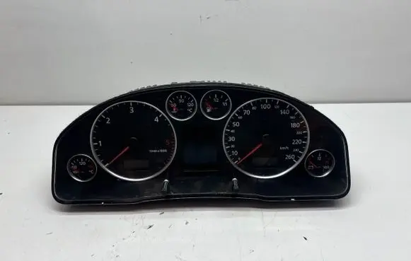 Audi A6 S6 C5 4B Speedometer (instrument cluster) 88311285