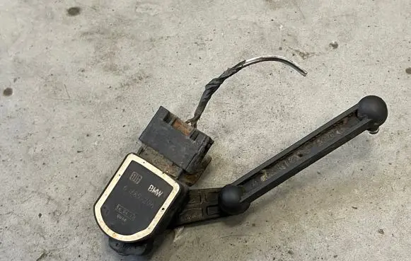 BMW X5 E70 Headlight/headlamp level sensor 6785206 0068 160412
