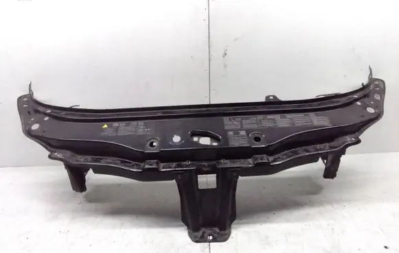 Top upper radiator support slam panel