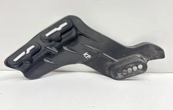 Peugeot 208 I Fender mounting bracket 9675143980