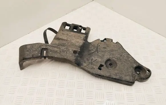 Rear underbody cover/under tray