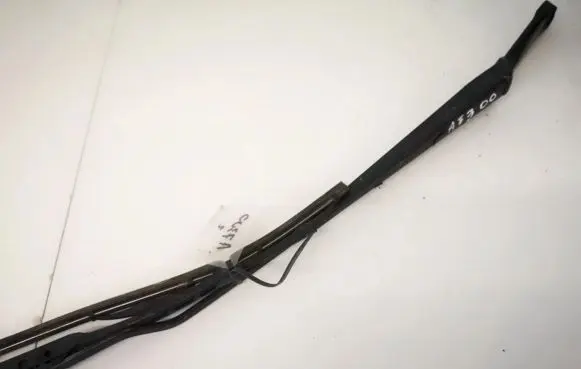 Audi A3 S3 8L Front wiper blade arm 1j1955409a
