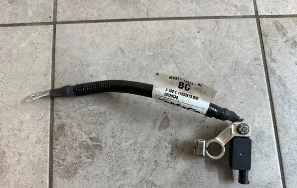 Volkswagen Amarok II Negative earth cable (battery) ML3T10C652BA