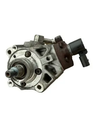 KIA Ceed Fuel injection high pressure pump 331002u000 9046040004