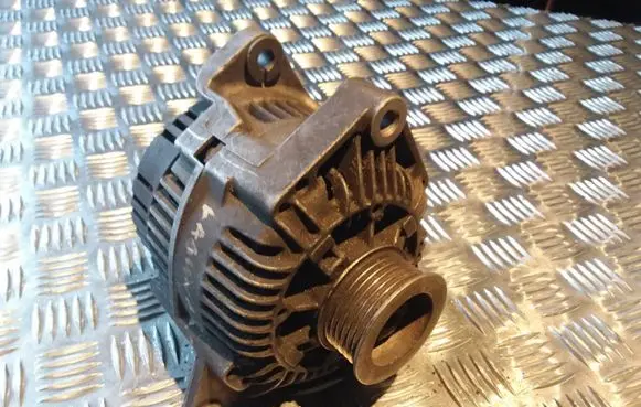 Renault Laguna I Generator/alternator A13VI164