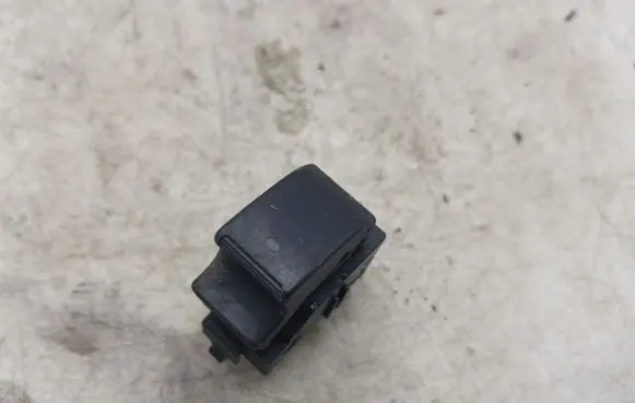 Toyota Corolla Verso AR10 Electric window control switch 37181A146A05 848100F010