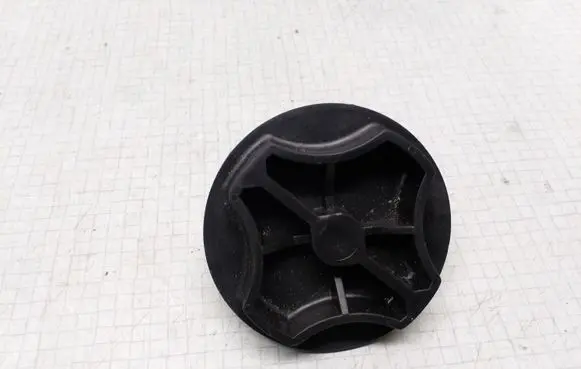 KIA Cerato Spare wheel bolt 