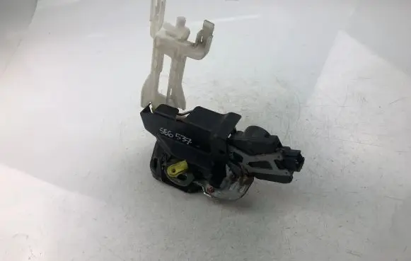 Renault Megane II Coupe door lock (next to the handle) 