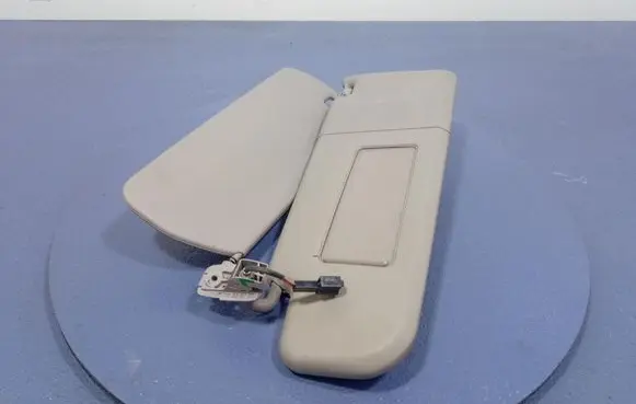 Volkswagen PASSAT B5.5 Sun visor 3C0857551G