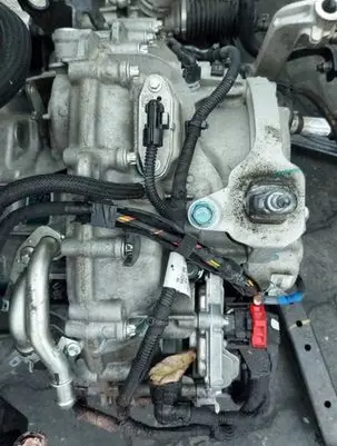 Nissan Juke II F16 Automatic gearbox 320105590R