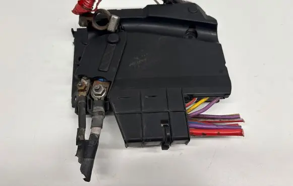 Ford Focus Positive wiring loom AV6T14A067BB
