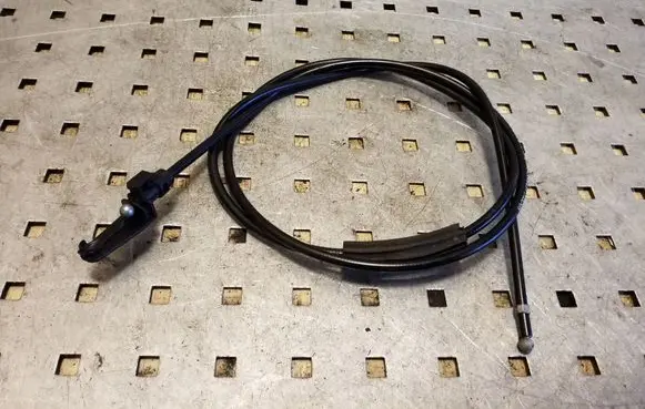 Volkswagen Transporter - Caravelle T5 Engine bonnet/hood lock release cable 7H1823530A