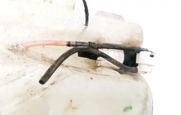 Renault Laguna II Windscreen/windshield washer pump