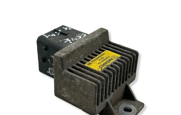 Renault Scenic II - Grand scenic II Glow plug pre-heat relay 8200859243