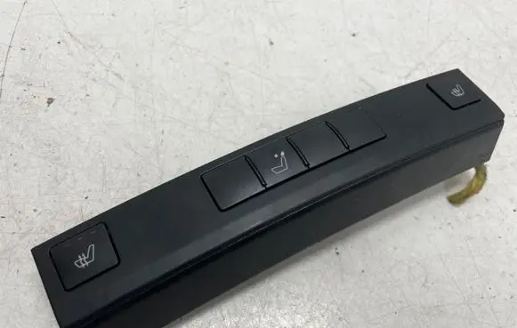 Mercedes-Benz E W212 Seat heating switch A2128202410
