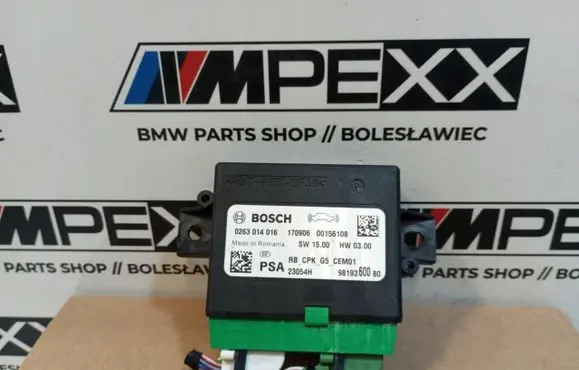 Opel Grandland X Parking PDC control unit/module 9819360080
