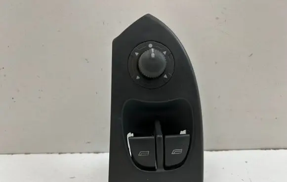 Fiat Ducato Electric window control switch B569