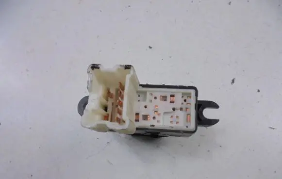 Nissan Micra Electric window control switch