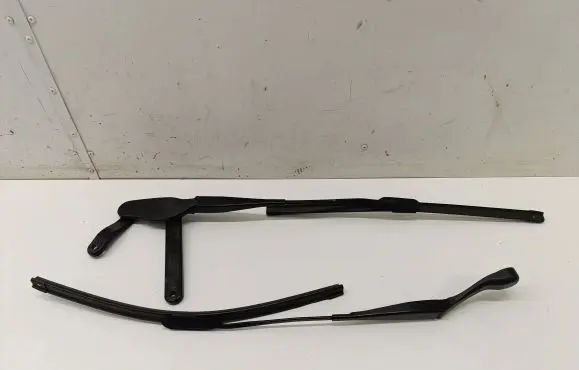 Mercedes-Benz C W206 Front wiper blade arm A2068201200 A2068203801