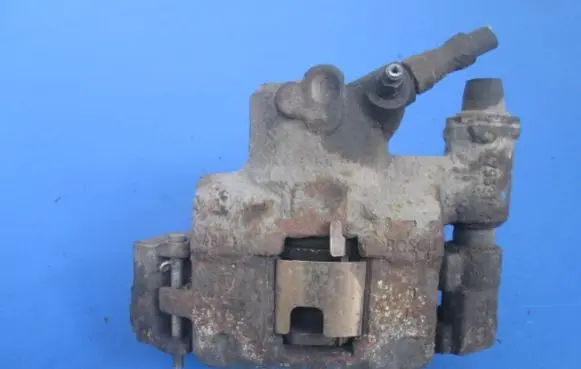 Fiat Panda 141 Front brake caliper