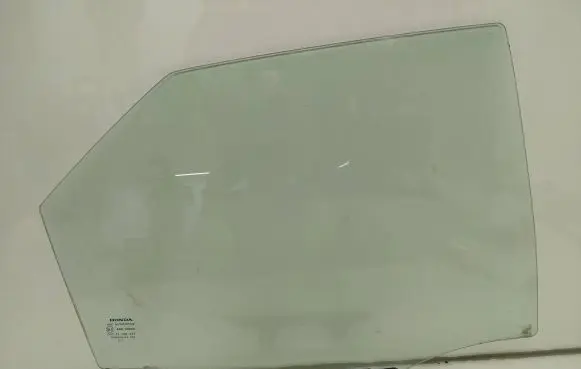 Honda Civic Rear door window glass 43R00048 DOT24M68AS2