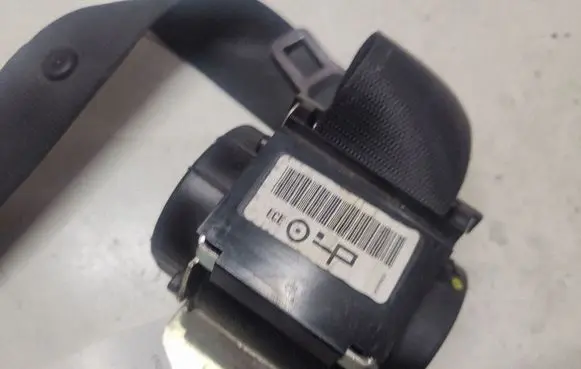 BMW 1 E81 E87 Rear seatbelt 607051100C