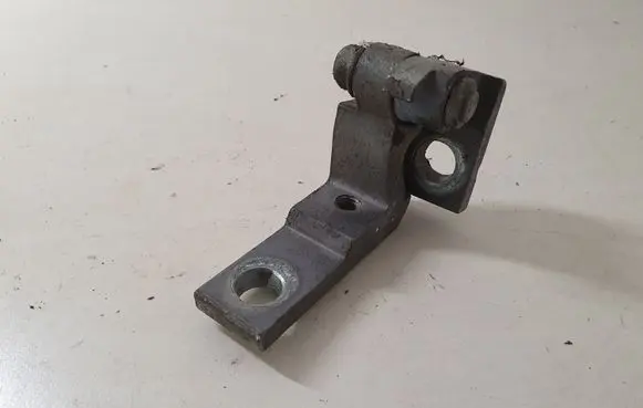 Seat Toledo III (5P) Front door upper hinge